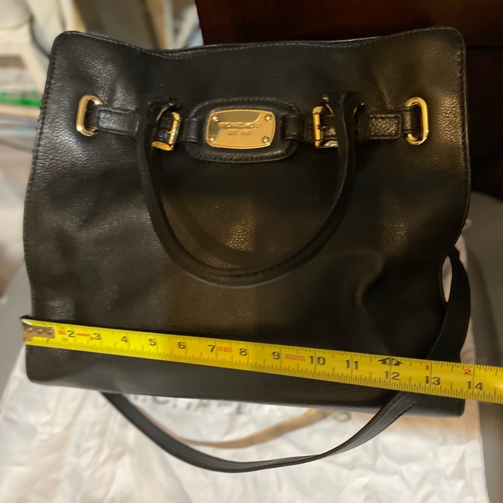 Michael Kors Black Shoulder Bag with Leather with Gold color Accents